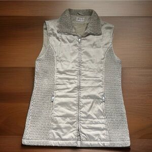 Germany VTG Betty Barclay Quilted Vest Beige Metallic Women’s L Collared Pockets
